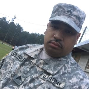 Meet your Posher, Eric